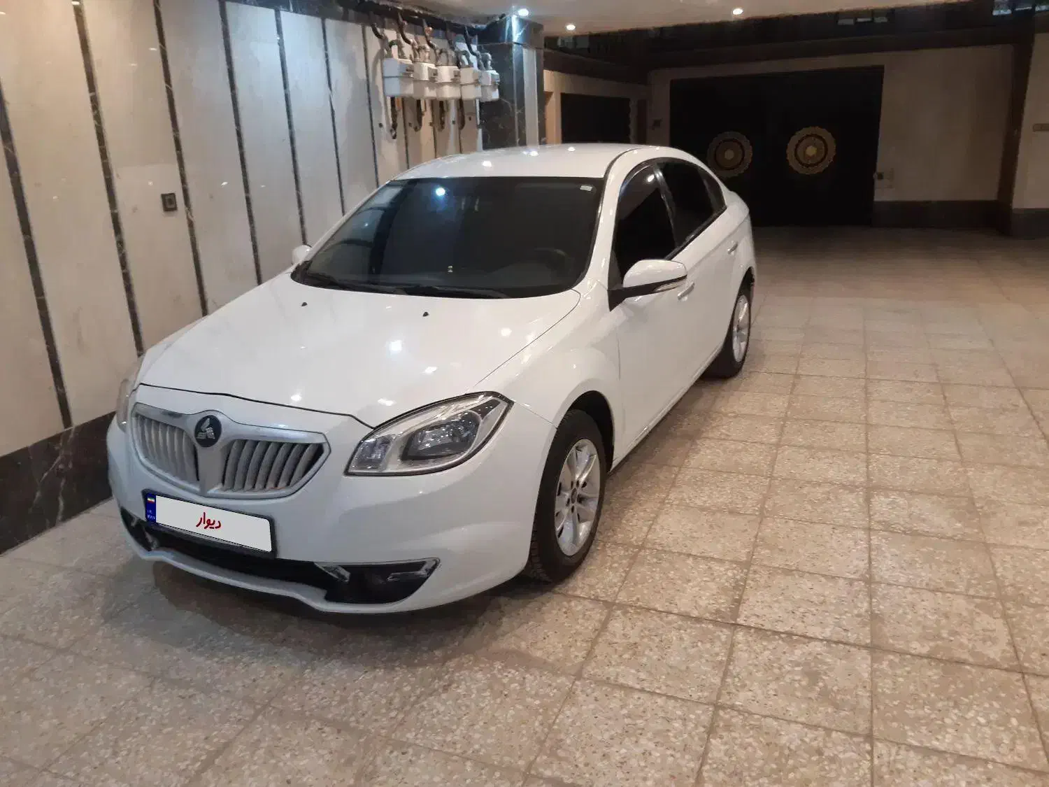 برلیانس ۳۳۰ دنده ای بدون رنگ کم کار|خودرو سواری و وانت|قرچک, شهرک گلها|دیوار