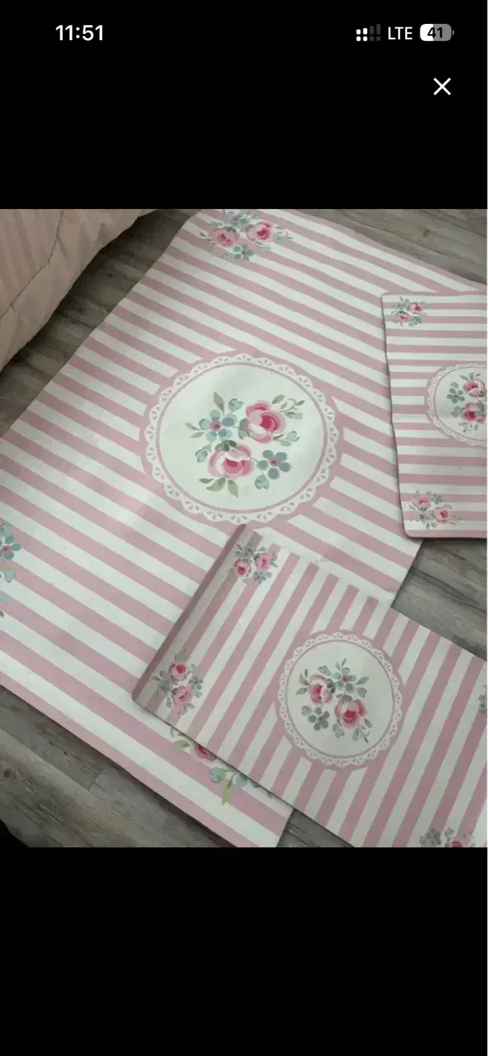 فرشینه و پادری اشپزخانه|فرش|هشتگرد, هشتگرد قدیم|دیوار