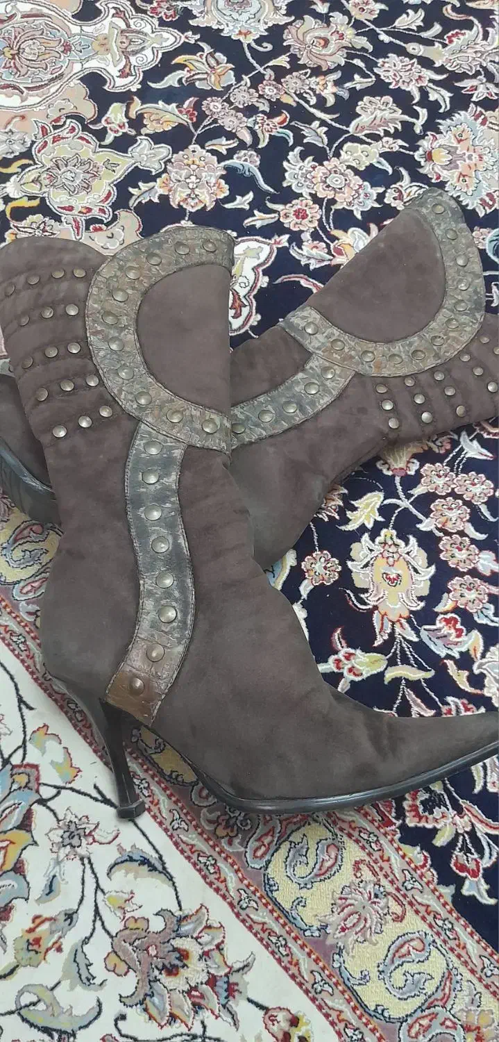 پوتین قهوه ای زنانه ساق بلند|کیف، کفش، کمربند|پرند, فاز ۴|دیوار