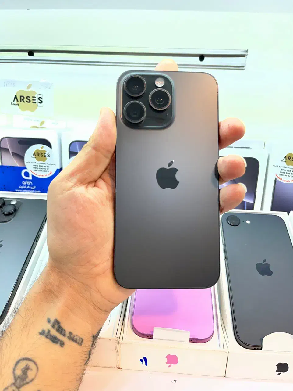 iPhone 15 Pro Max رجیستر شده باطری ۹۸در حد آک|موبایل|کرج, گوهردشت|دیوار