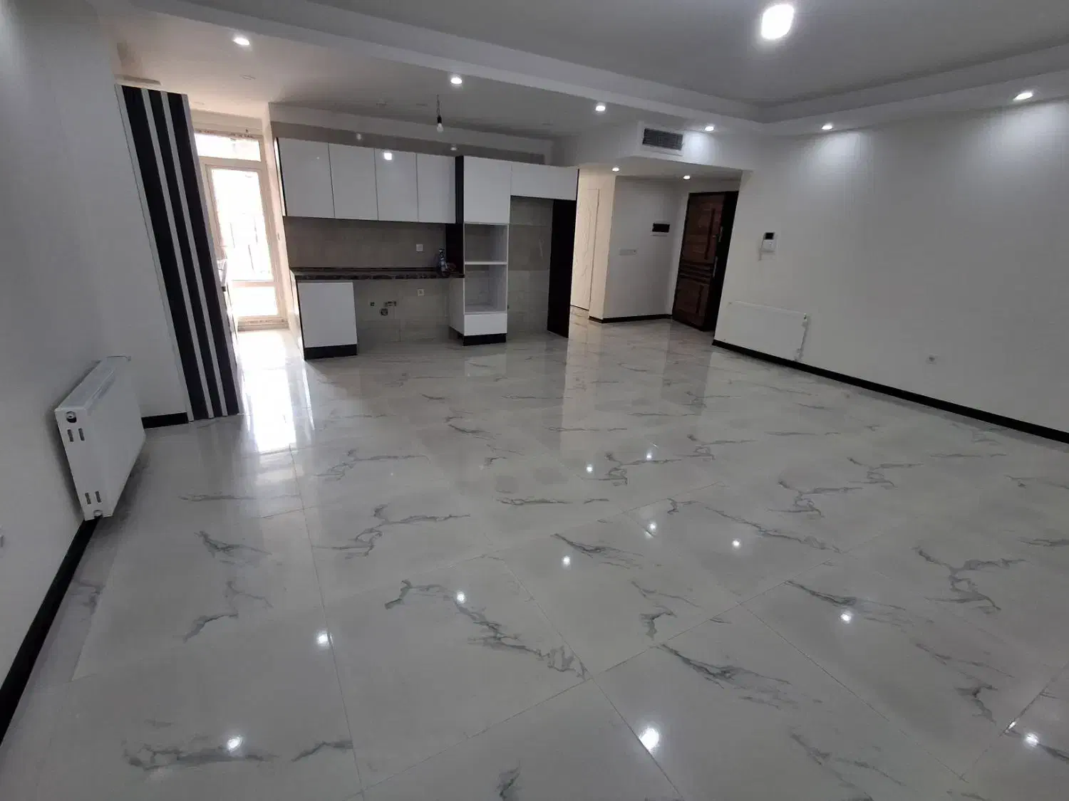 آپارتمان ۱۰۵ متری کلید نخورده تکواحدی دوخواب فول