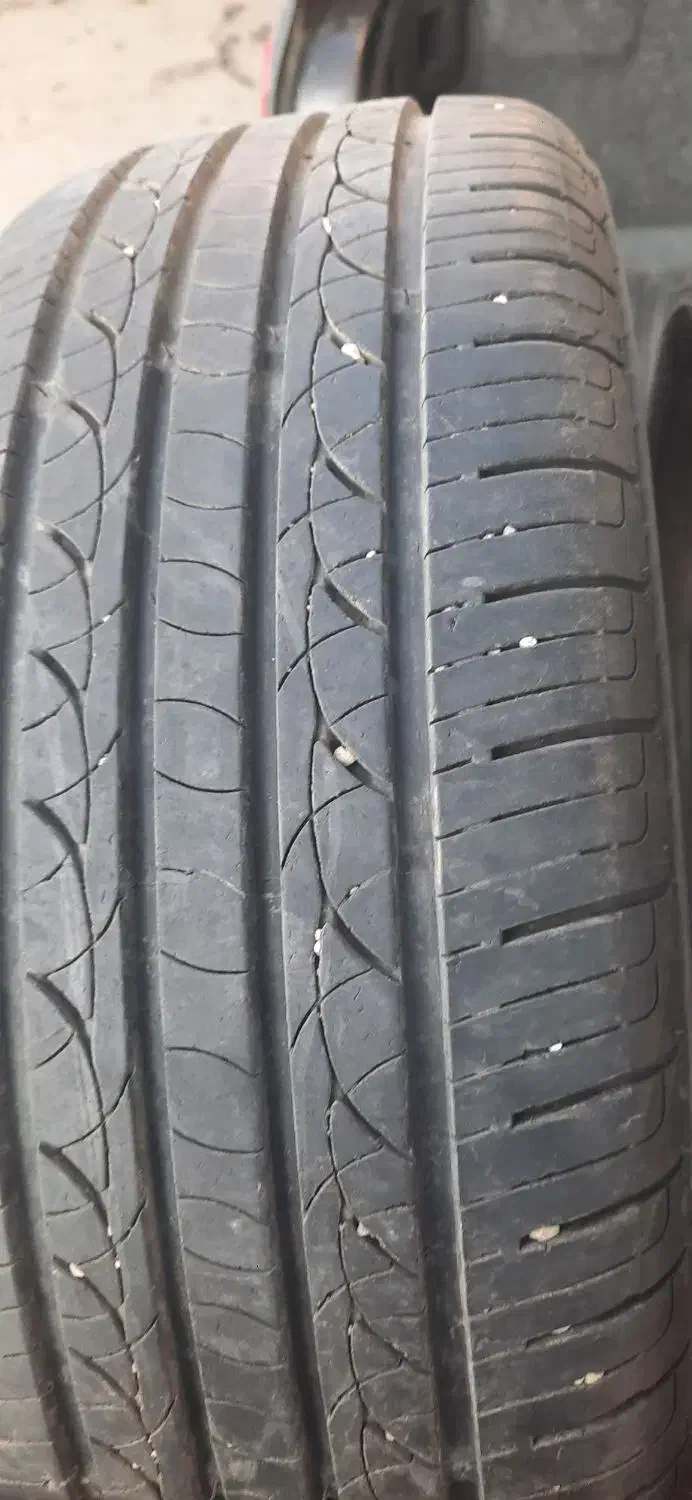 لاستیک چینی مارک هیلو دوحلقه۲۰۵/۶۰/۱۴|قطعات یدکی و لوازم جانبی|اردبیل, |دیوار