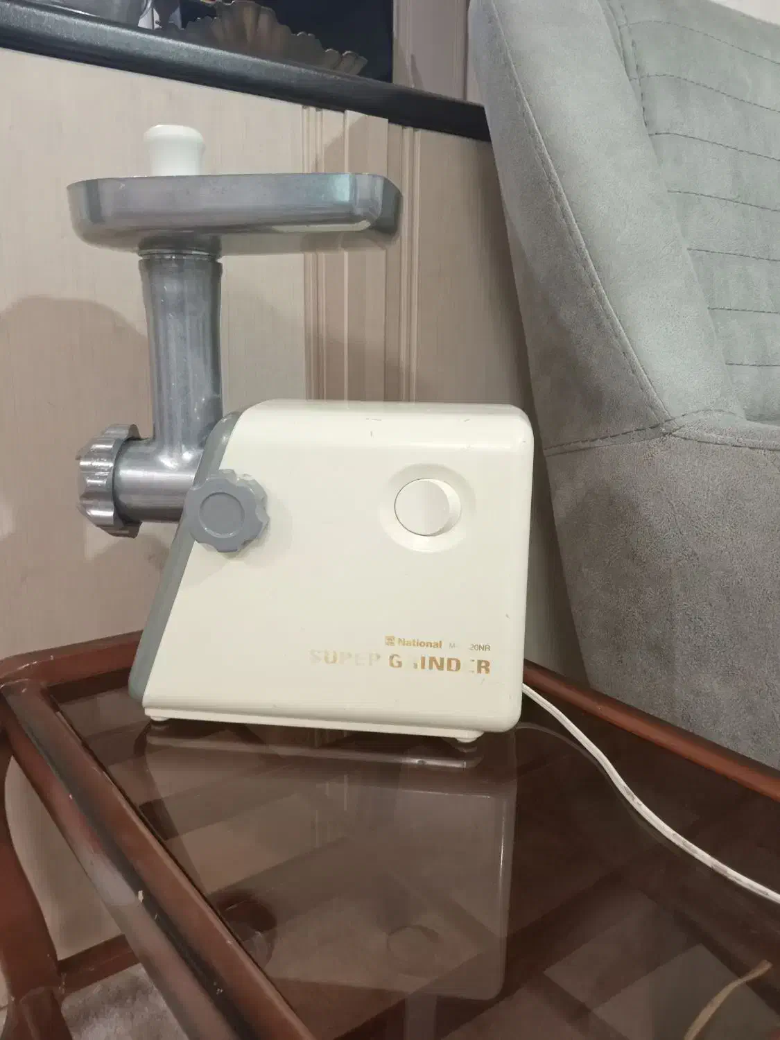 یک دستگاه چرخ گوشت مارک ناسیونال در حدنو|سایر لوازم برقی|اراک, |دیوار