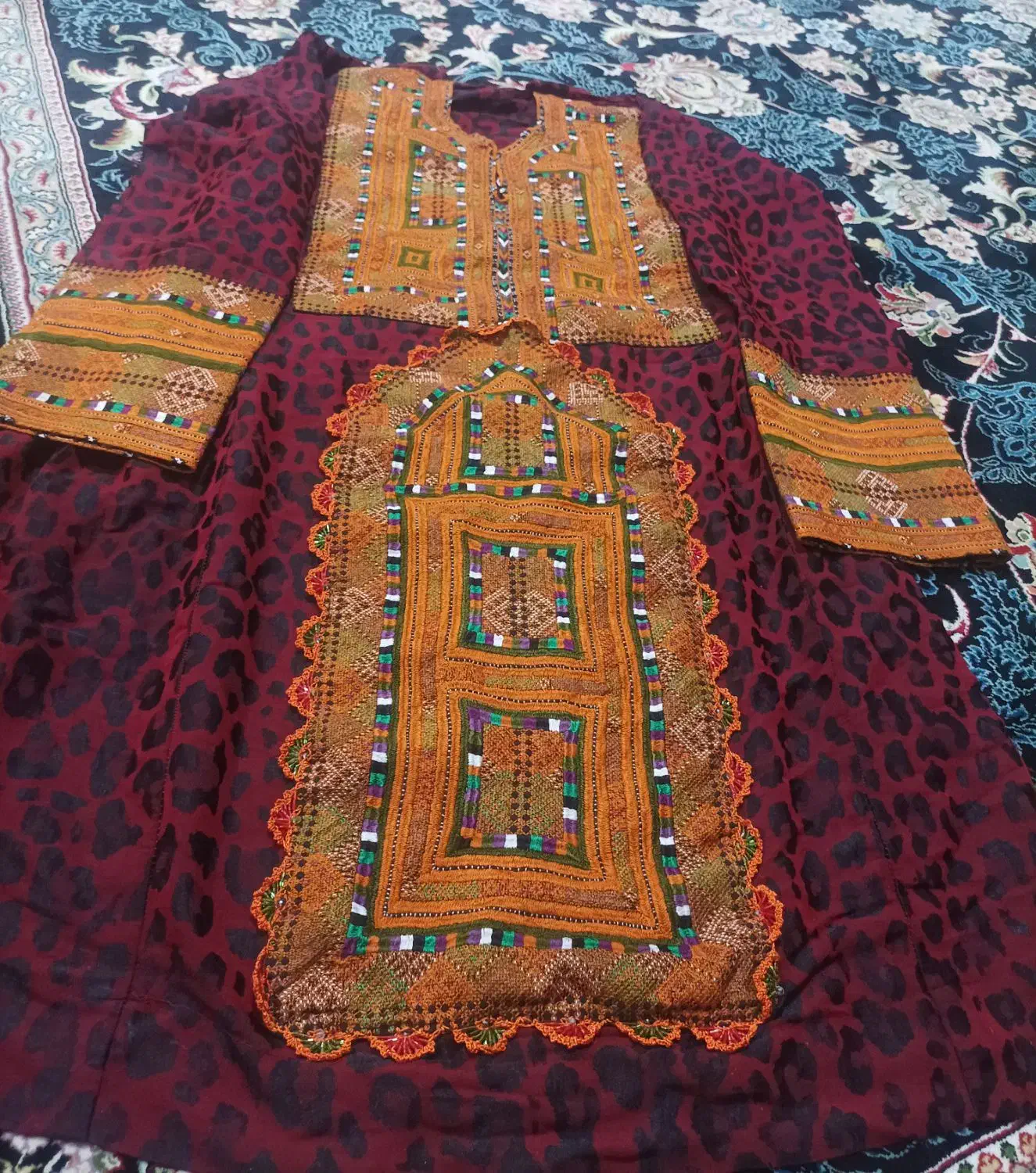 زیح و پارچه|لباس|زاهدان, |دیوار