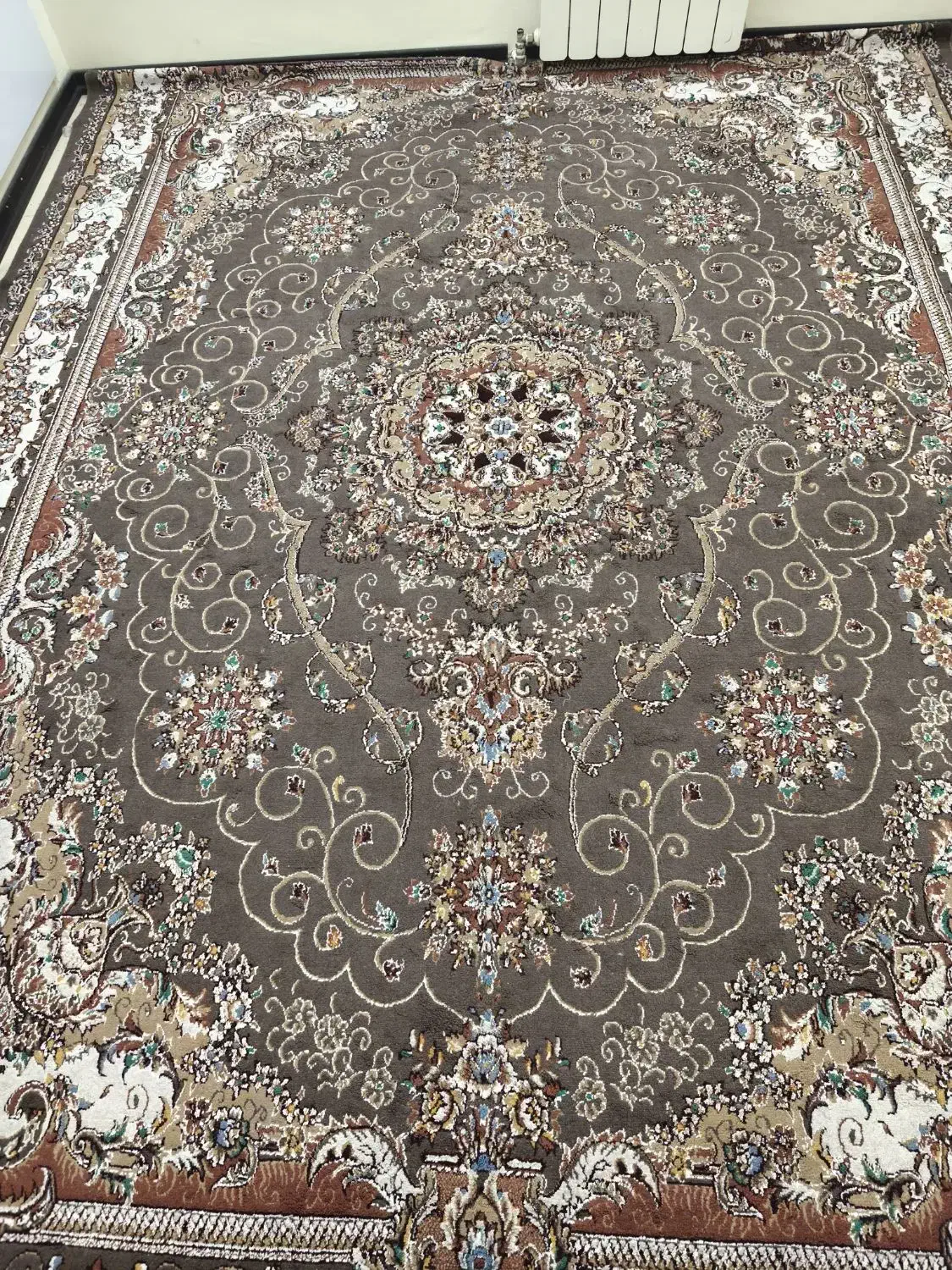 دو عدد گلیم فرش و یک فرش نه متری|فرش|صفادشت, |دیوار