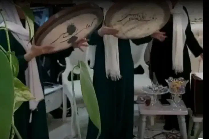 اجرای شاد مراسم مولودی /دفنوازی توسط خانم|خدمات پذیرایی، مراسم|مشهد, امامیه (شهرک غرب)|دیوار