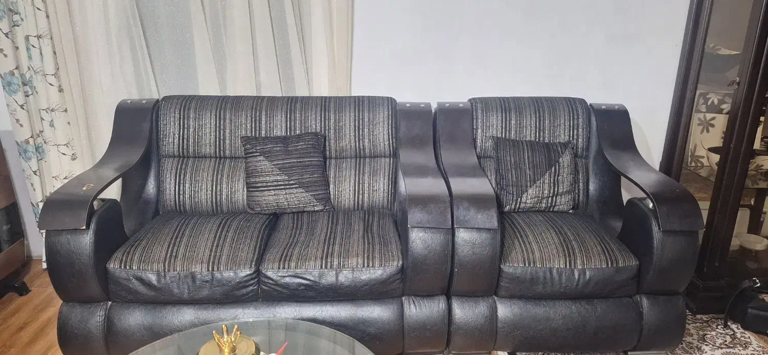 مبل ۷نفره با میز|مبلمان خانگی و میز عسلی|چالوس, |دیوار