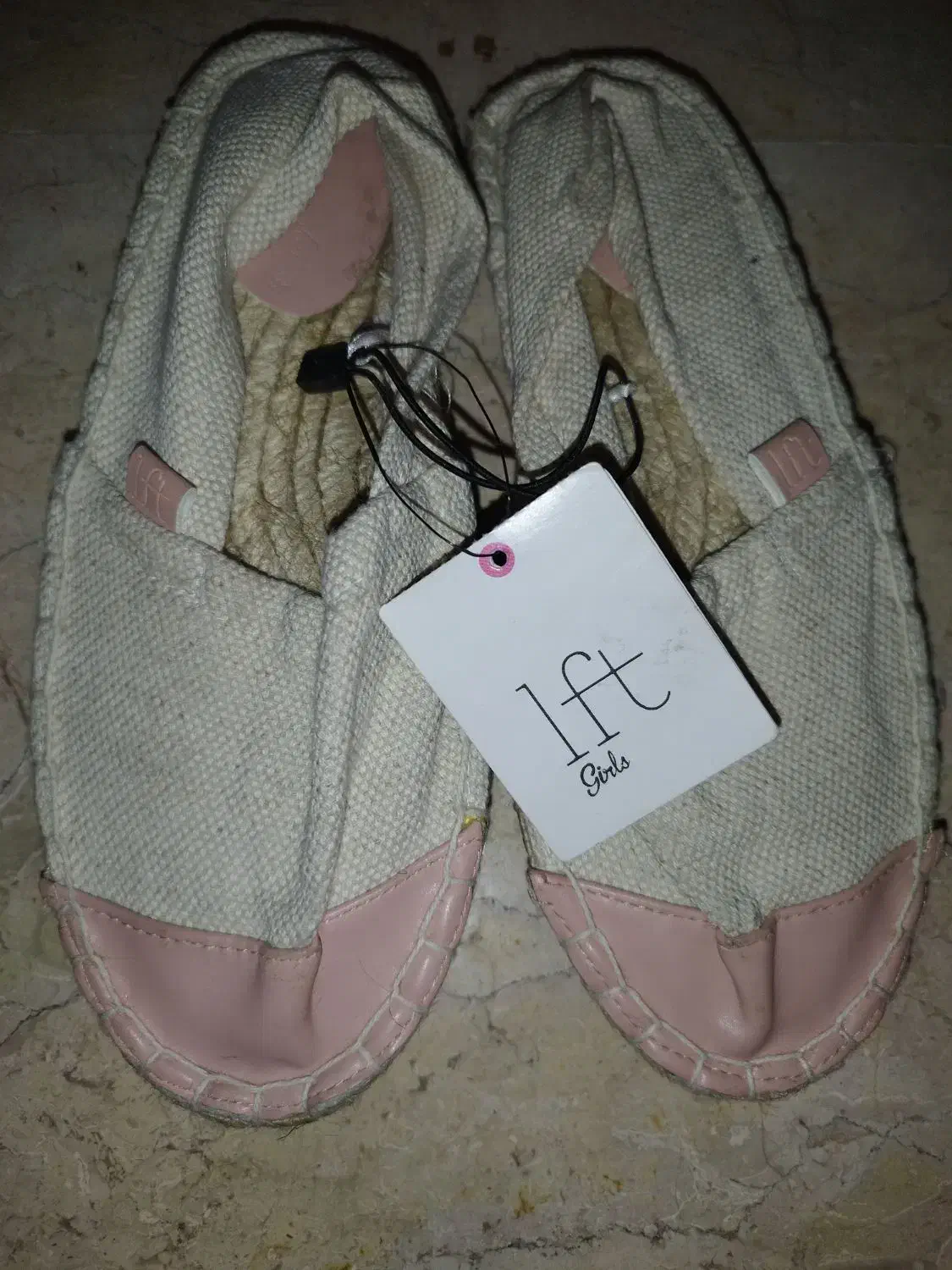 کفش بچه گانه خارجی تکسایز انبارگردانی|کفش و لباس بچه|تهران, سازمان آب|دیوار