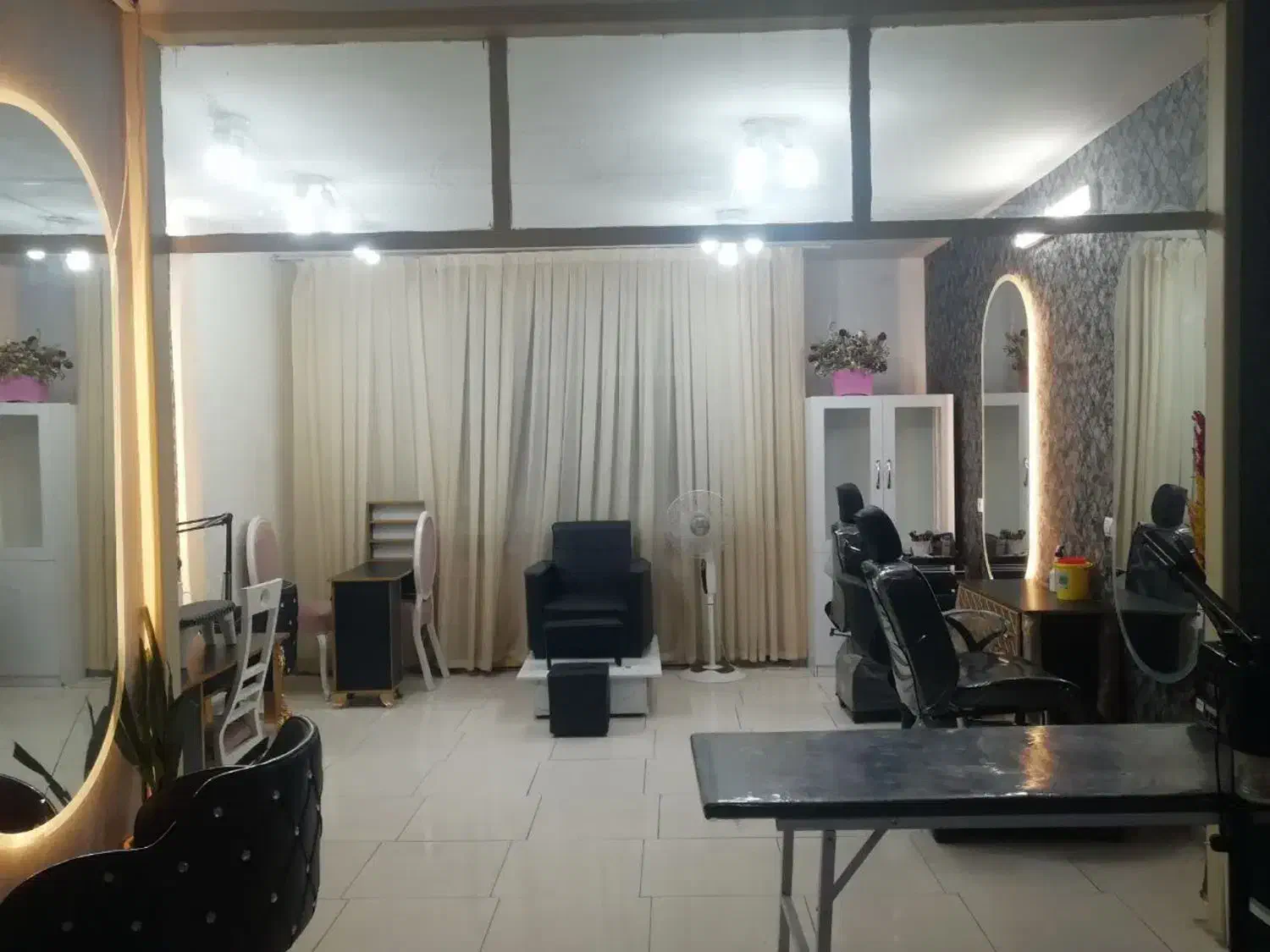 لوازم سالن زیبایی|آرایشگاه و سالن‌های زیبایی|بیرجند, |دیوار