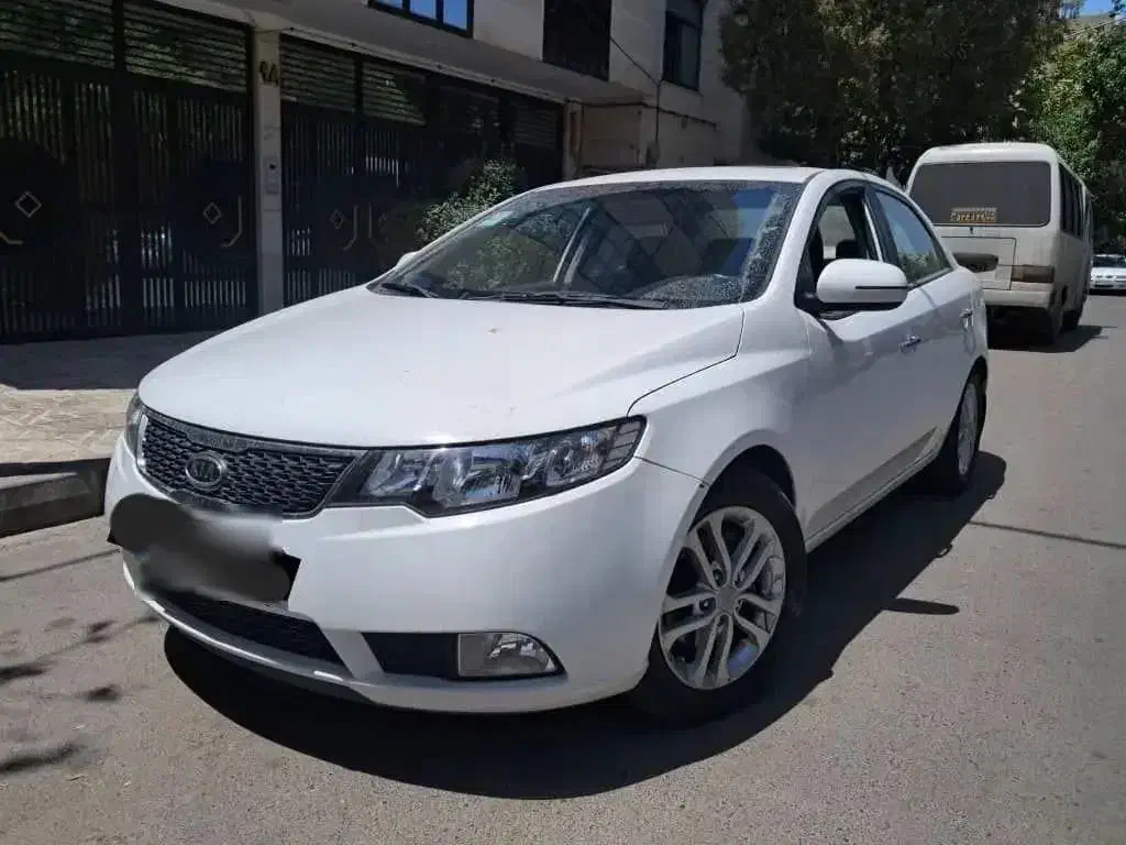 کیا سراتو آپشنال ۱۳۹۶ اتومات ۲۰۰۰|خودرو سواری و وانت|تهران, جنت‌آباد مرکزی|دیوار