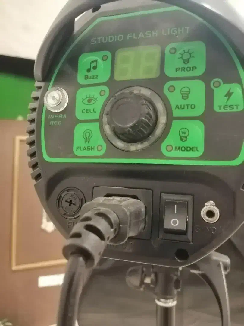 نور فلاش استودیویی آتلیه عکاسی|دوربین عکاسی و فیلم‌برداری|مشهد, نیروی هوایی|دیوار