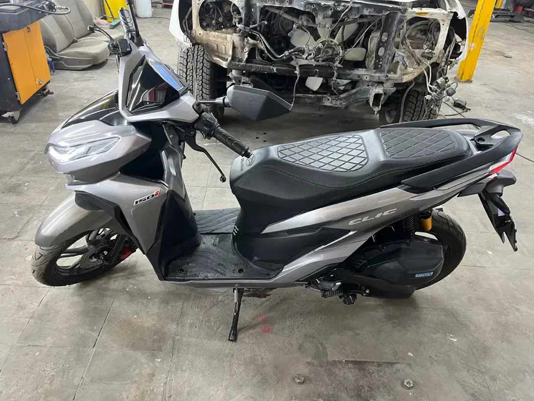 موتور کلیک 150معاوضه با گوشی|موتورسیکلت|سیرجان, |دیوار