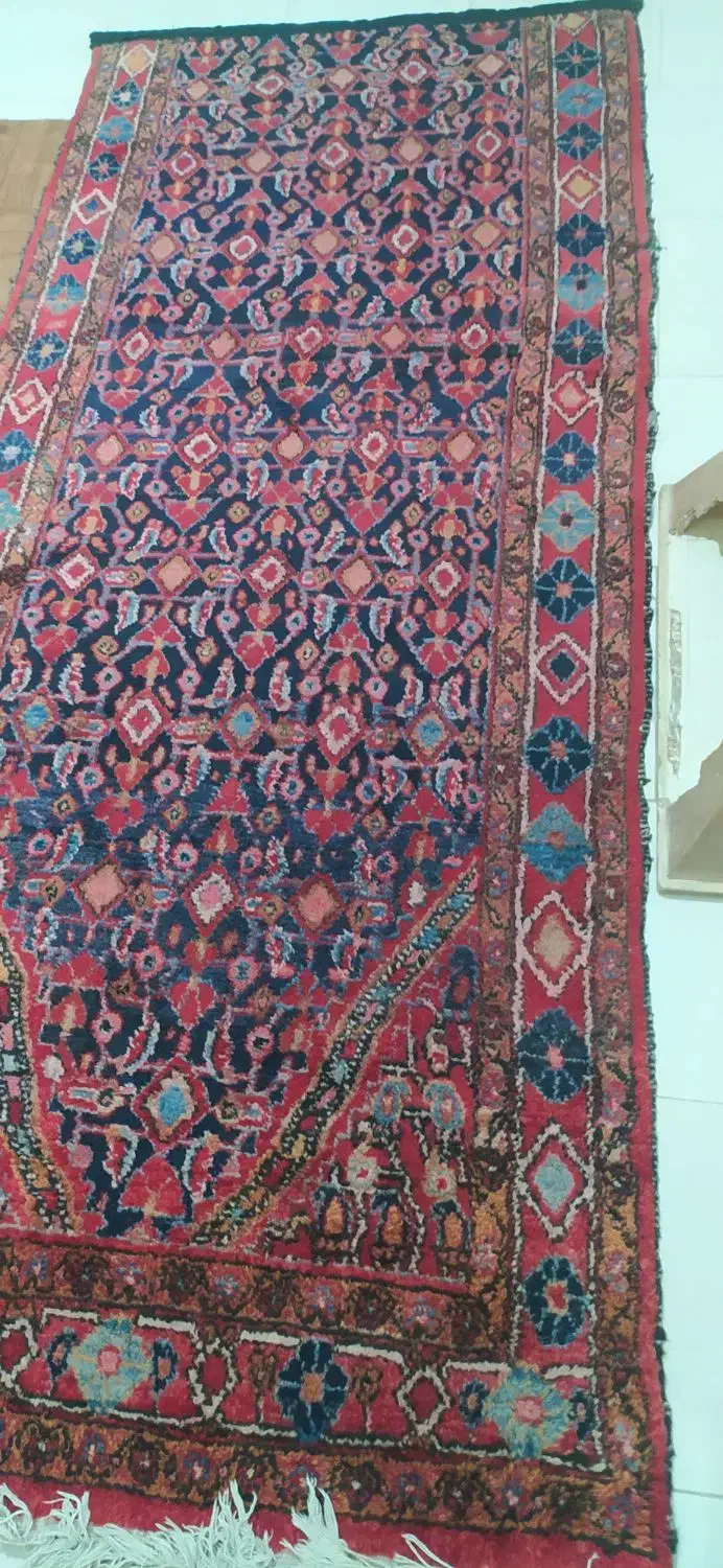 فرش دستباف کناره قهری سه متری|فرش|بومهن, |دیوار