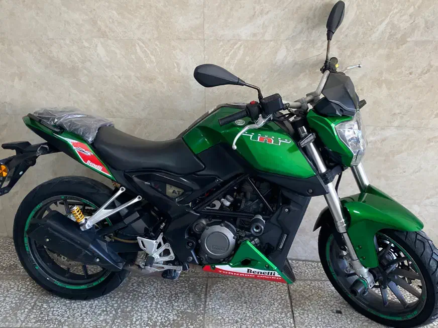 بنلی ۲۵۰|موتورسیکلت|همدان, |دیوار