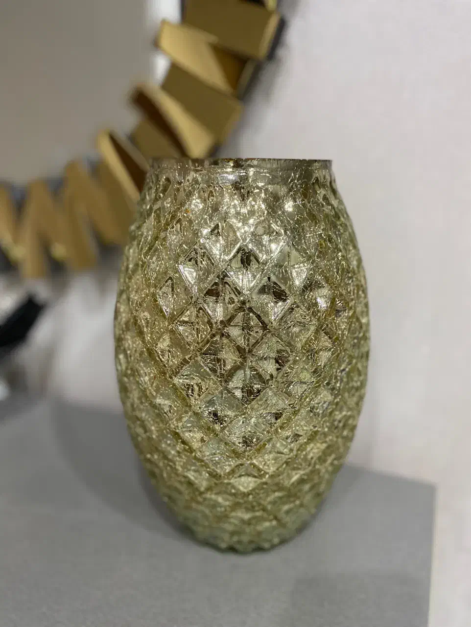 گلدان شیشه ای|مجسمه، تندیس، ماکت|یزد, |دیوار