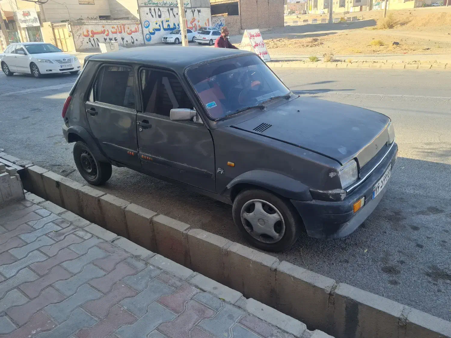 پی کی ۸۳ بی رنگ|خودرو سواری و وانت|بیرجند, |دیوار