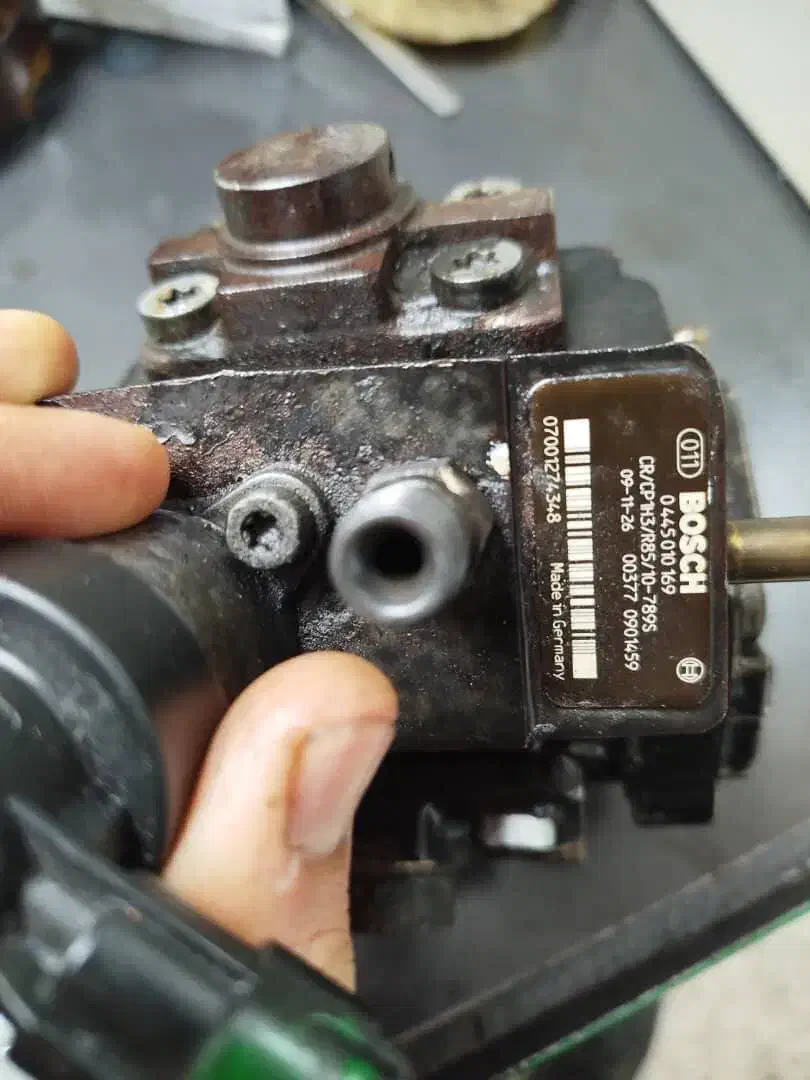 فروش  پمپ گازوئیل نیسان دیزل ، پمپ نیسان دیزل|قطعات یدکی و لوازم جانبی|تهران, امامت|دیوار