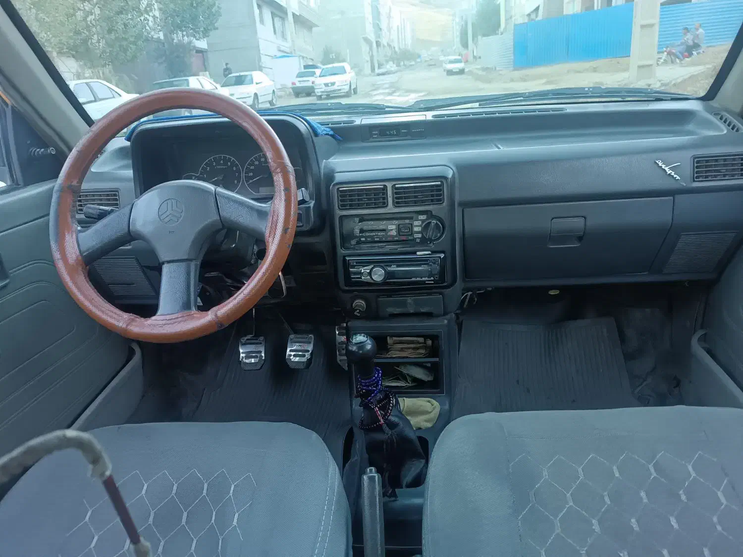 مدل ۸۳ زردرنگ بدون ایراد لطفاً ۸شب به بعد زنگ بزن|خودرو سواری و وانت|سنندج, |دیوار