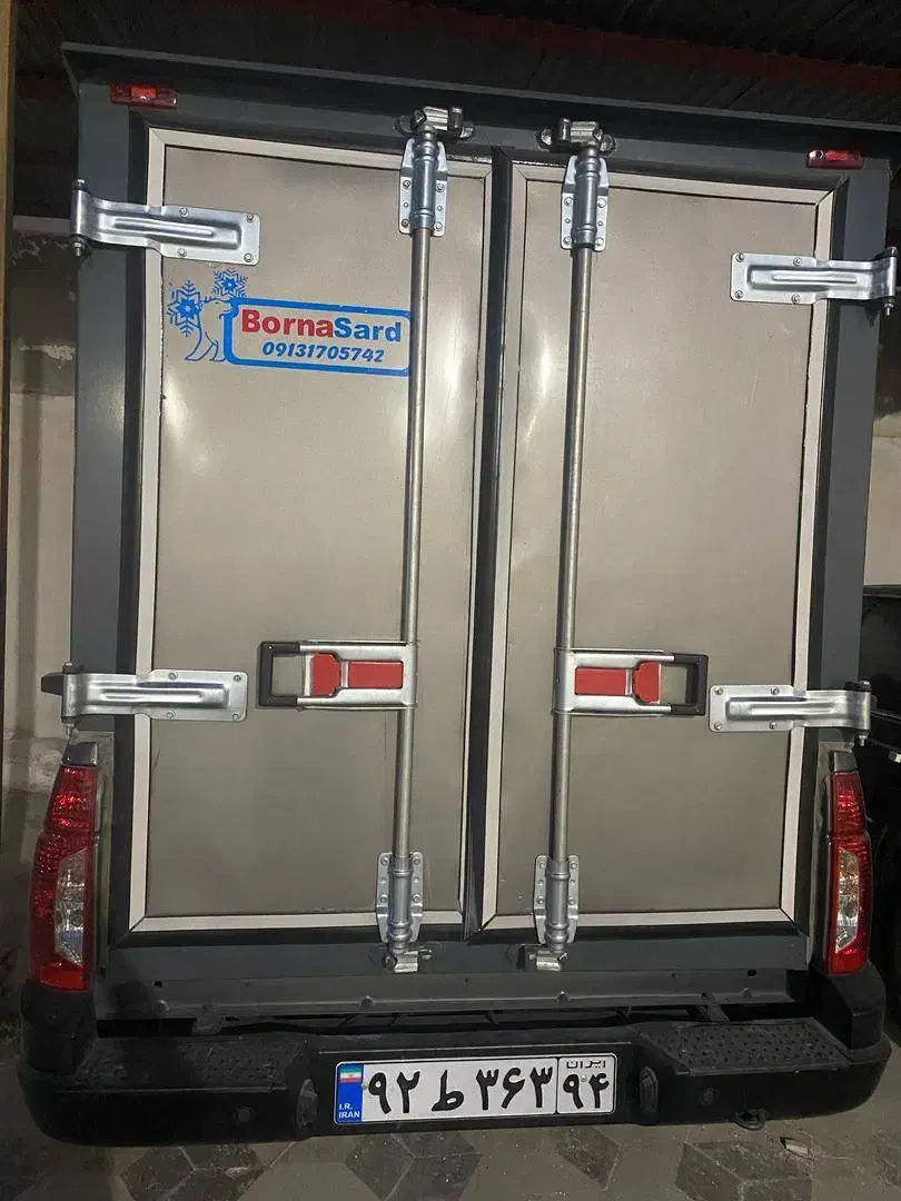 سردخانه اریسان|ماشین‌آلات صنعتی|بستک, |دیوار