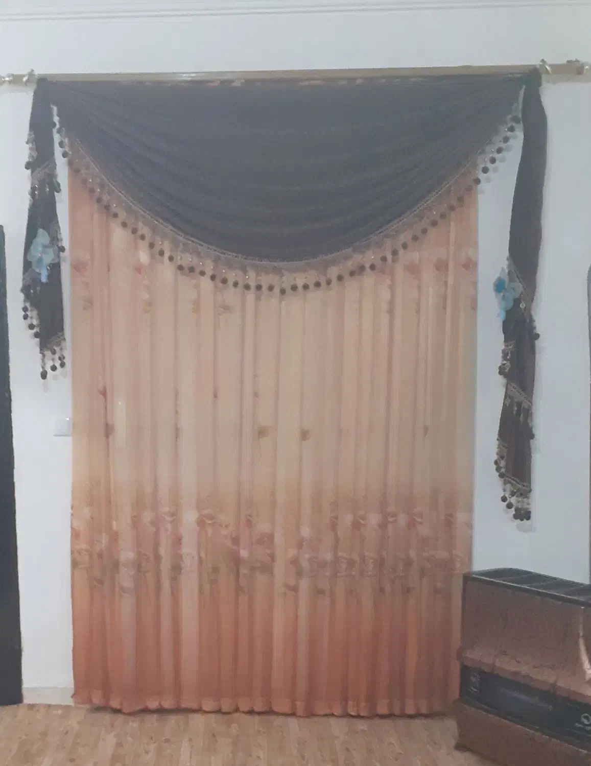 پرده|پرده، رانر، رومیزی|طاهرگوراب, |دیوار