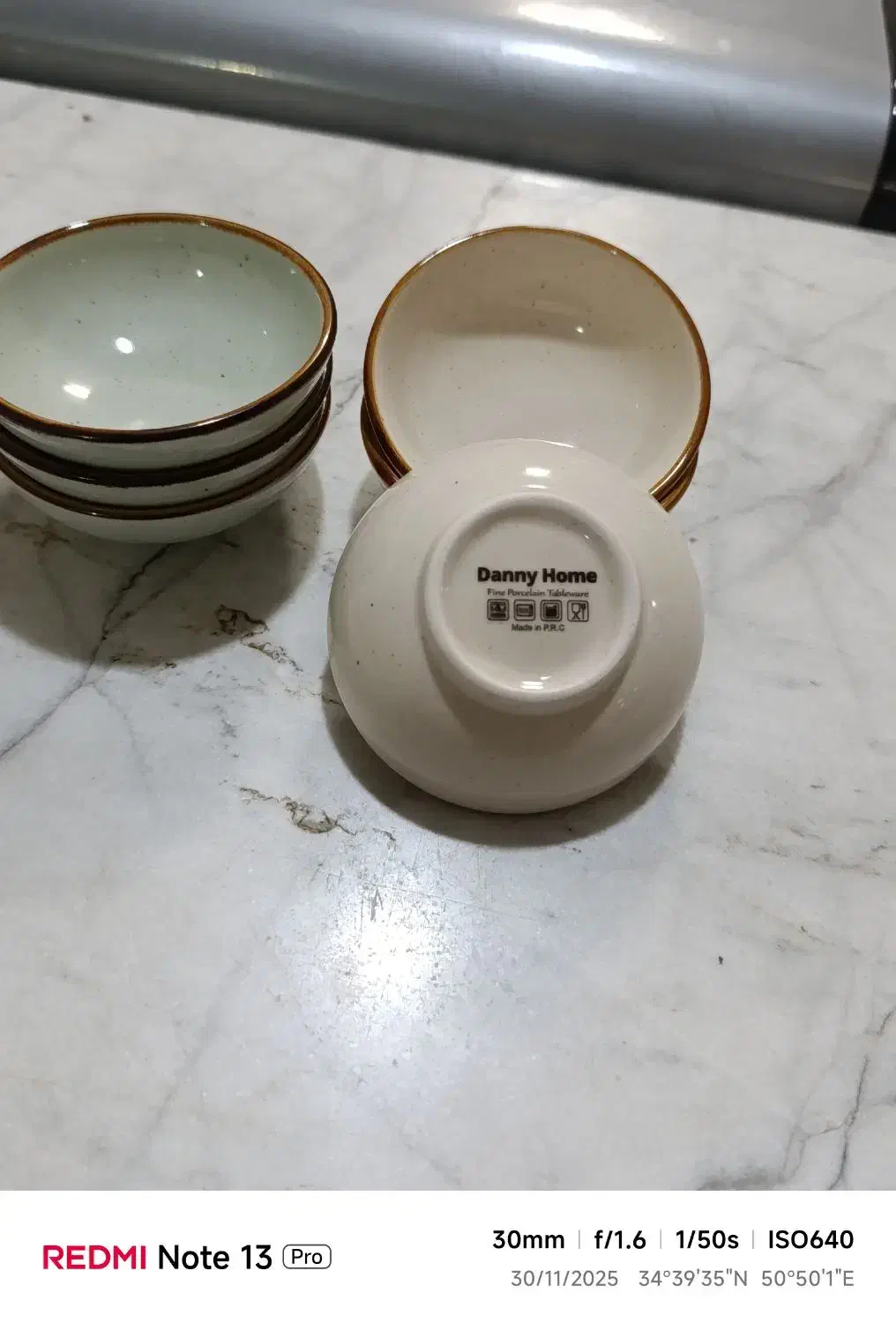 کاسه کوچک اردوخوری نونو|ظروف سرو و پذیرایی|قم, قلعه کامکار|دیوار