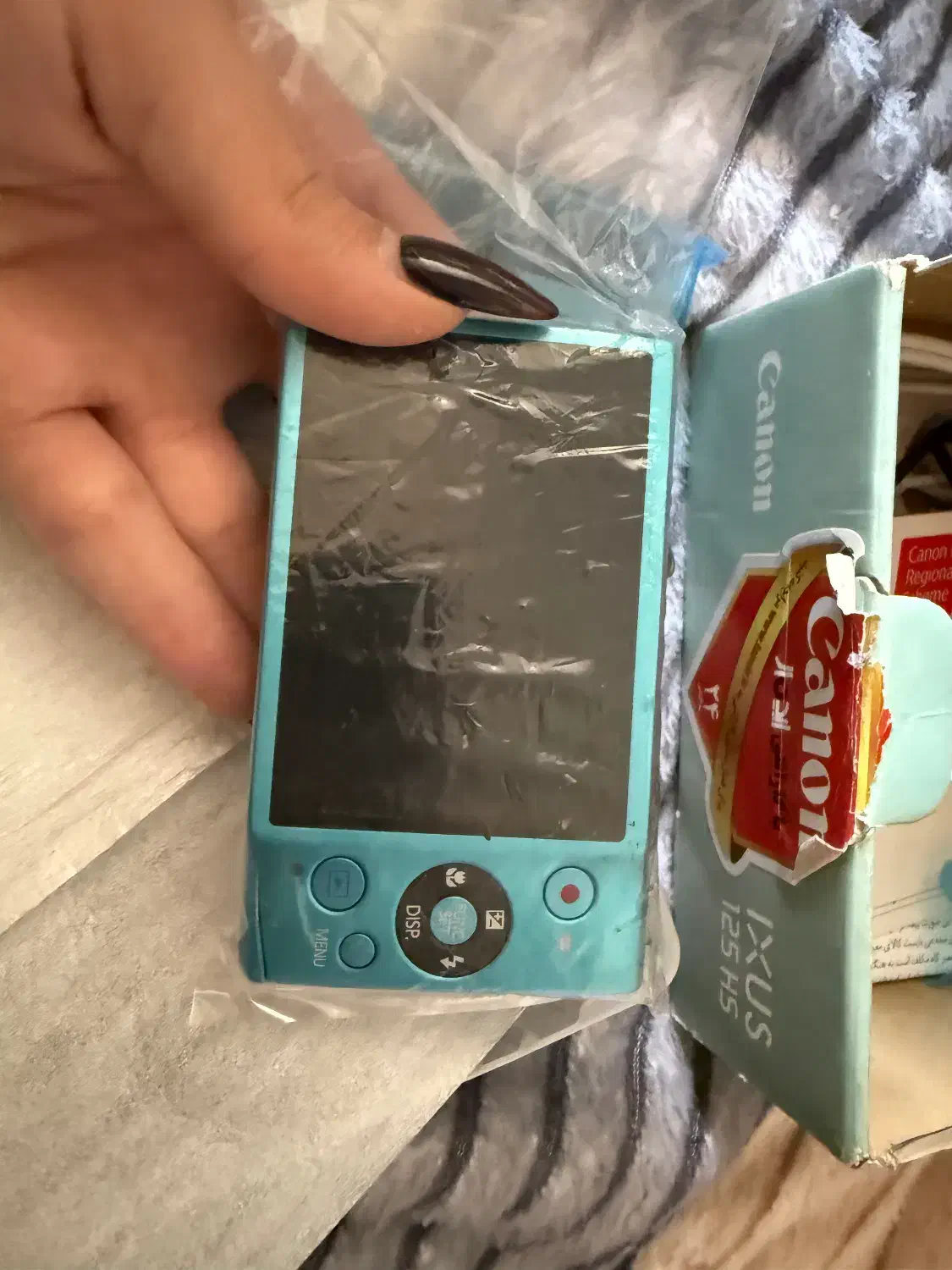 دوربین canon ixus رنگ ابی|دوربین عکاسی و فیلم‌برداری|کرمان, |دیوار