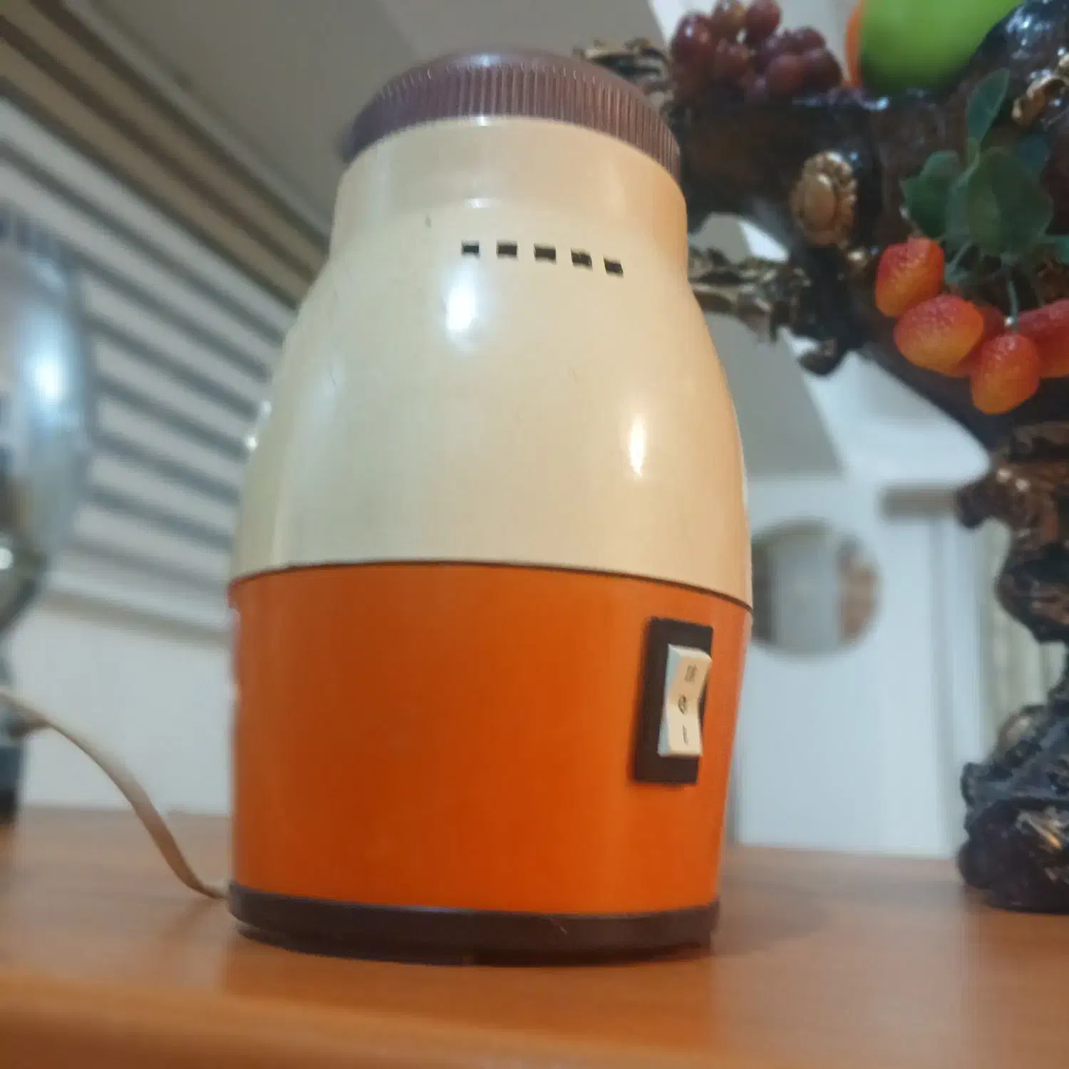 خردکن|خردکن، آسیاب، غذاساز|تبریز, |دیوار