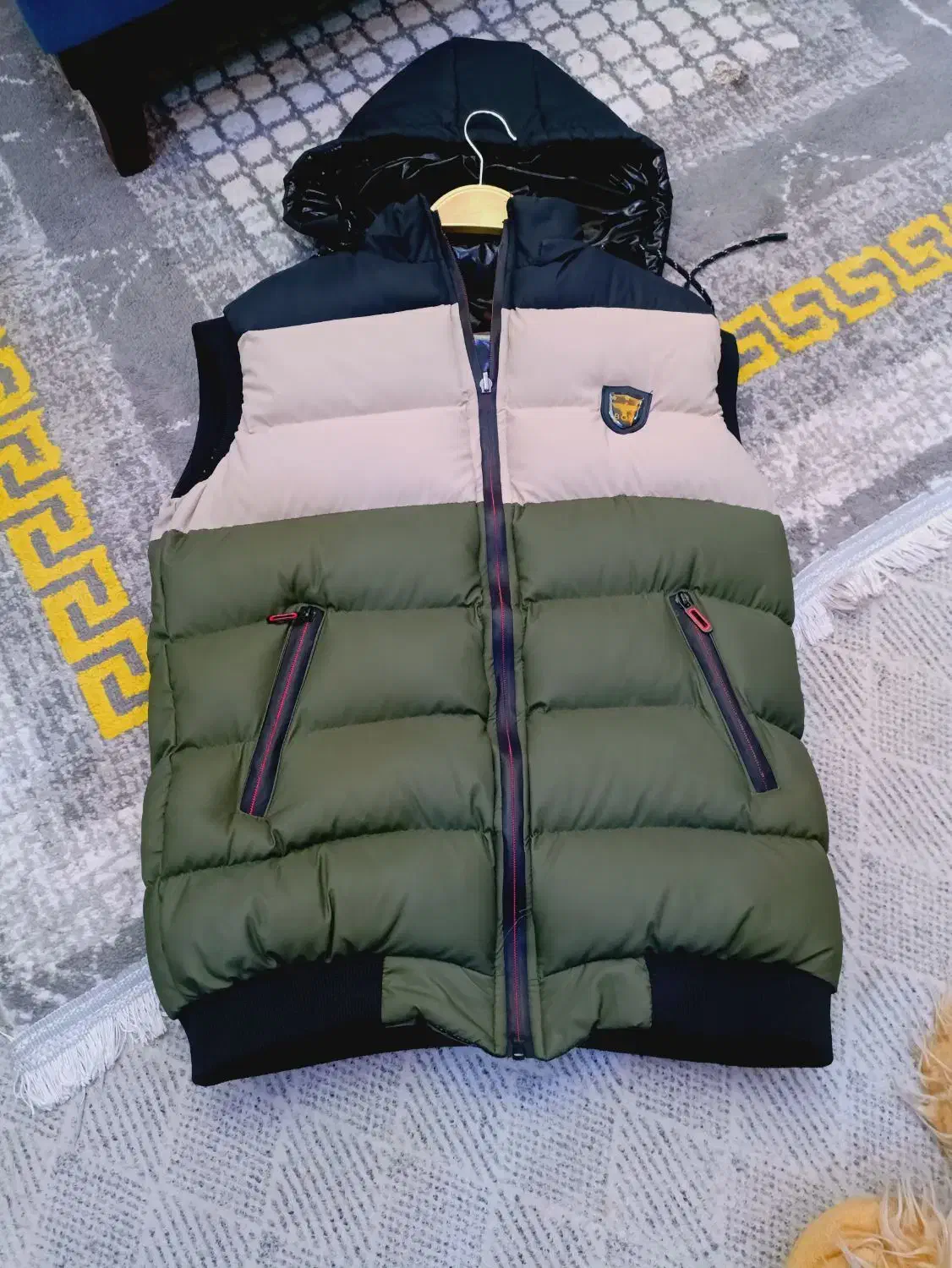 پافر نو سایز M|لباس|قدس, شهرقدس|دیوار