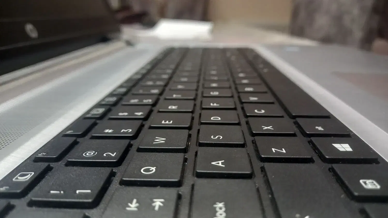 لپ تاپ اچ پیhp درحد نو گرافیک ۶ اختصاصی تمیز سالم|رایانه همراه|ابریشم, |دیوار