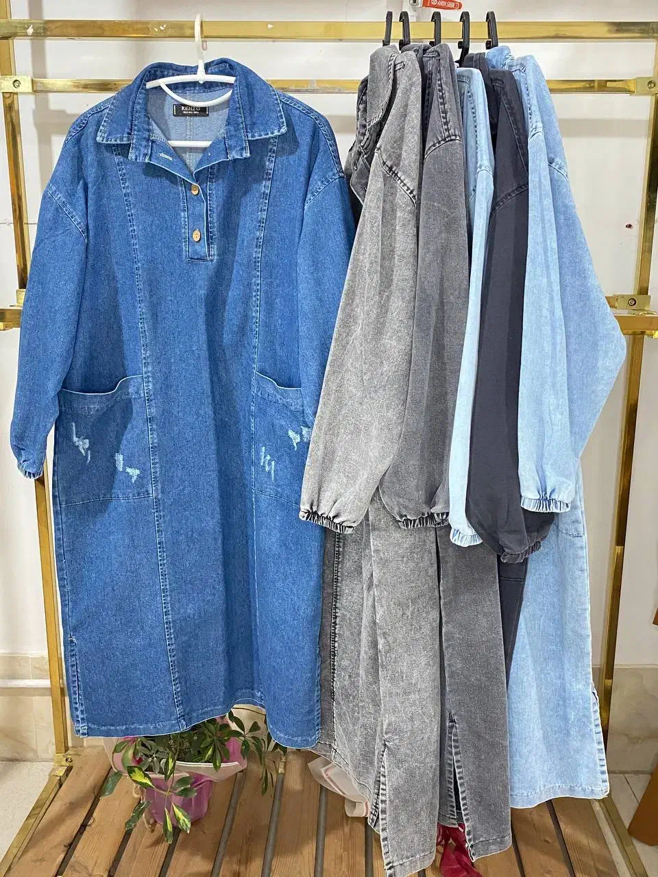 کفتان جین|لباس|گرمسار, |دیوار