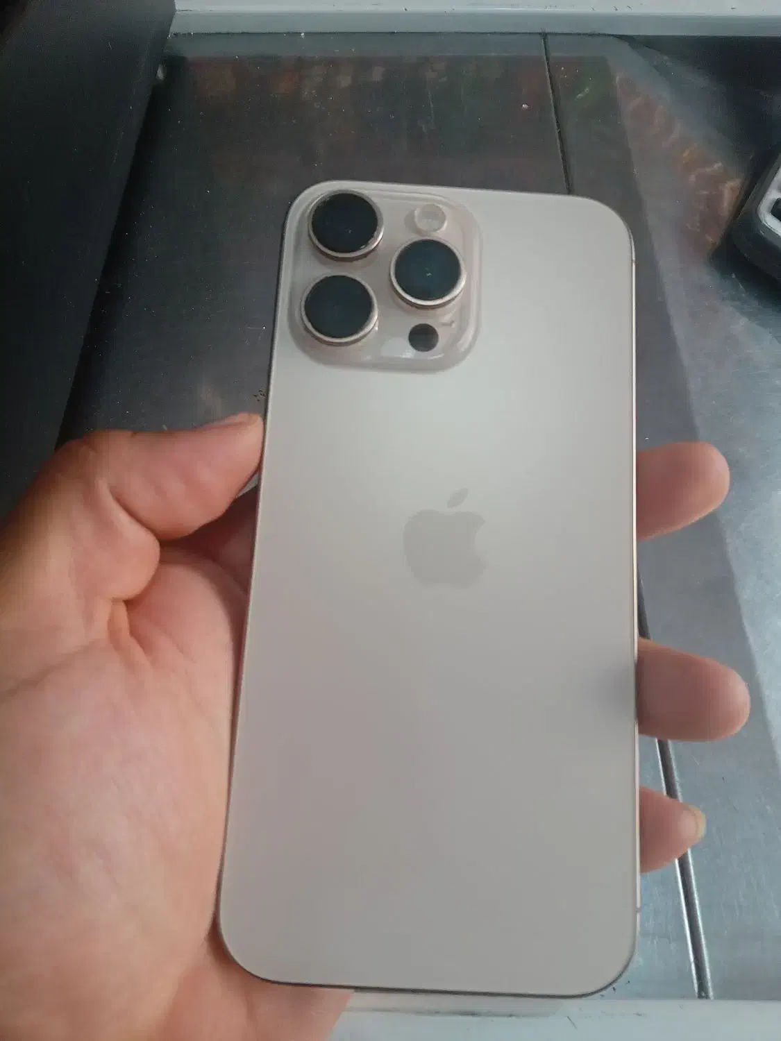 اپل iPhone 16 Pro Max با حافظهٔ ۲۵۶ گیگابایت|موبایل|شاهین‌شهر, شهرک گلدیس|دیوار