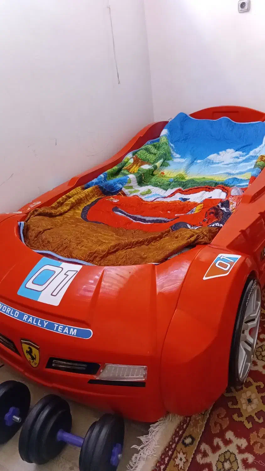 تخت کودک و نوجوان ماشین برند اپادانا|تخت و سرویس خواب|مشهد, دانشجو|دیوار