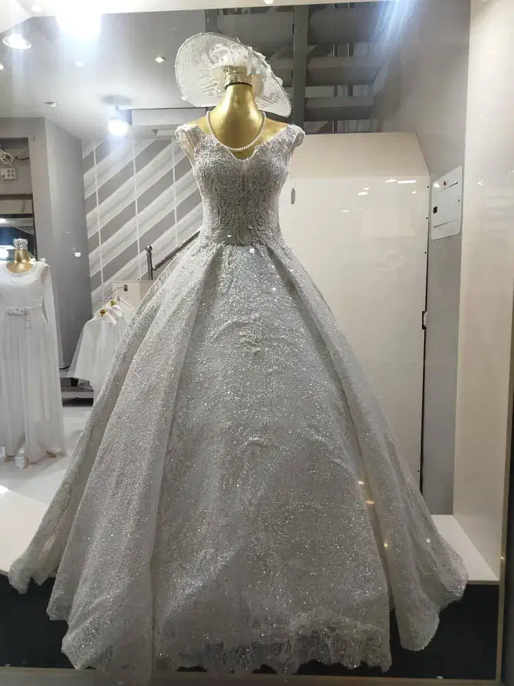 لباس عروس|لباس|شیراز, شهرک قمشه|دیوار