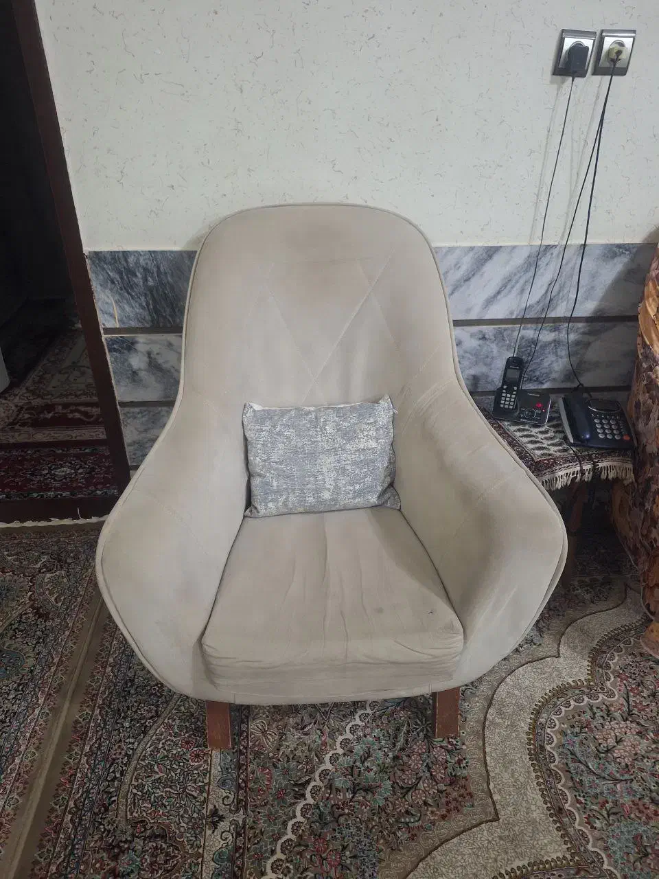 مبل سفید|مبلمان خانگی و میز عسلی|گناباد, |دیوار