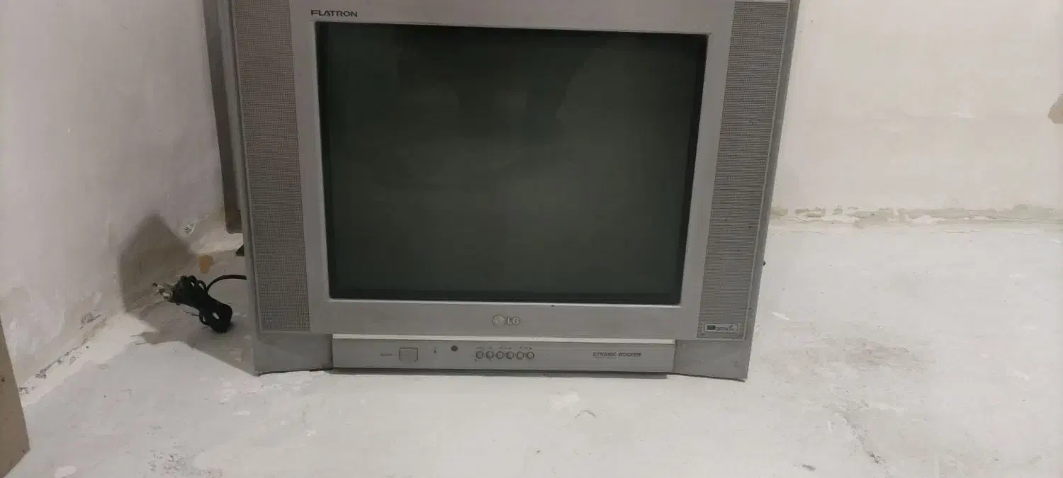 تلوزیون ال جی قدیمی|تلویزیون و پروژکتور|ارومیه, |دیوار