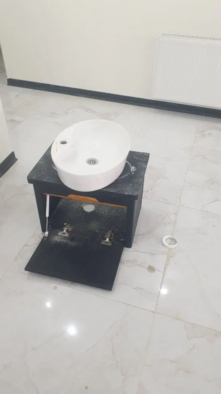 صورت شویی|لوازم سرویس بهداشتی|بروجرد, |دیوار