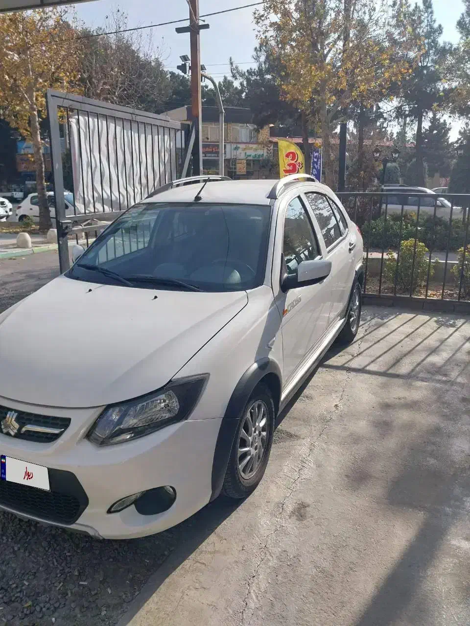 کوییک اتومات ۴۰۰ بی رنگ کم کار|خودرو سواری و وانت|تهران, استخر|دیوار