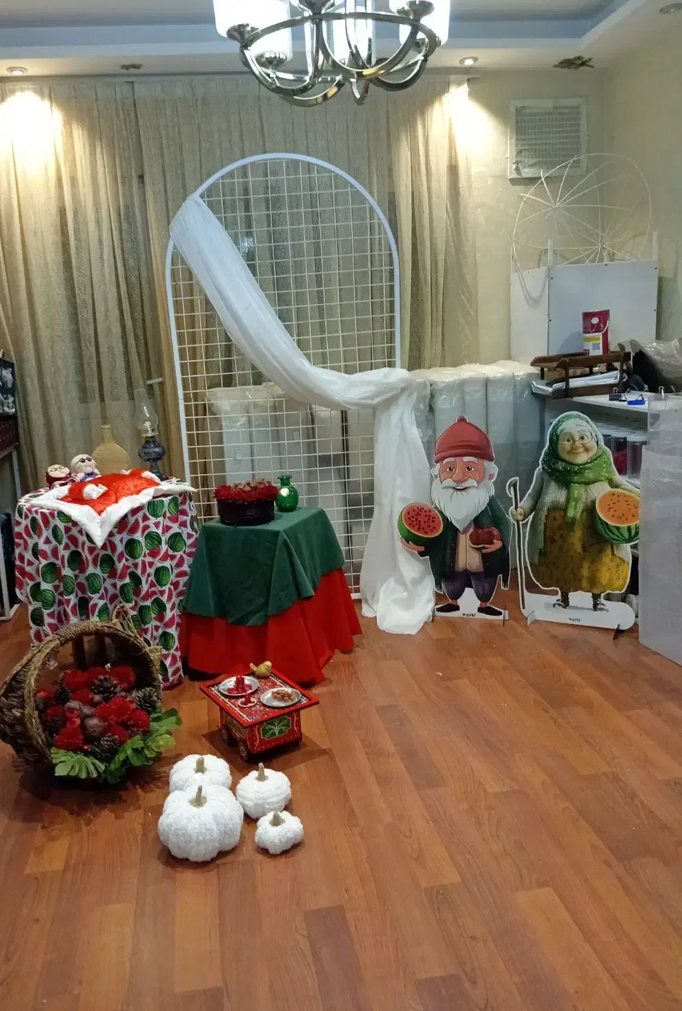 دکور یلدایی مناسب مدارس و عروس خانم ها|خدمات پذیرایی، مراسم|پرند, فاز ۵|دیوار