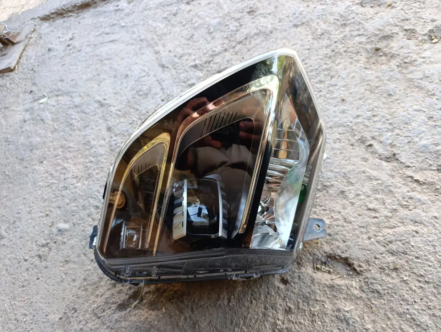 چراغ جلو ماشین های چینی|قطعات یدکی و لوازم جانبی|شیراز, محراب|دیوار