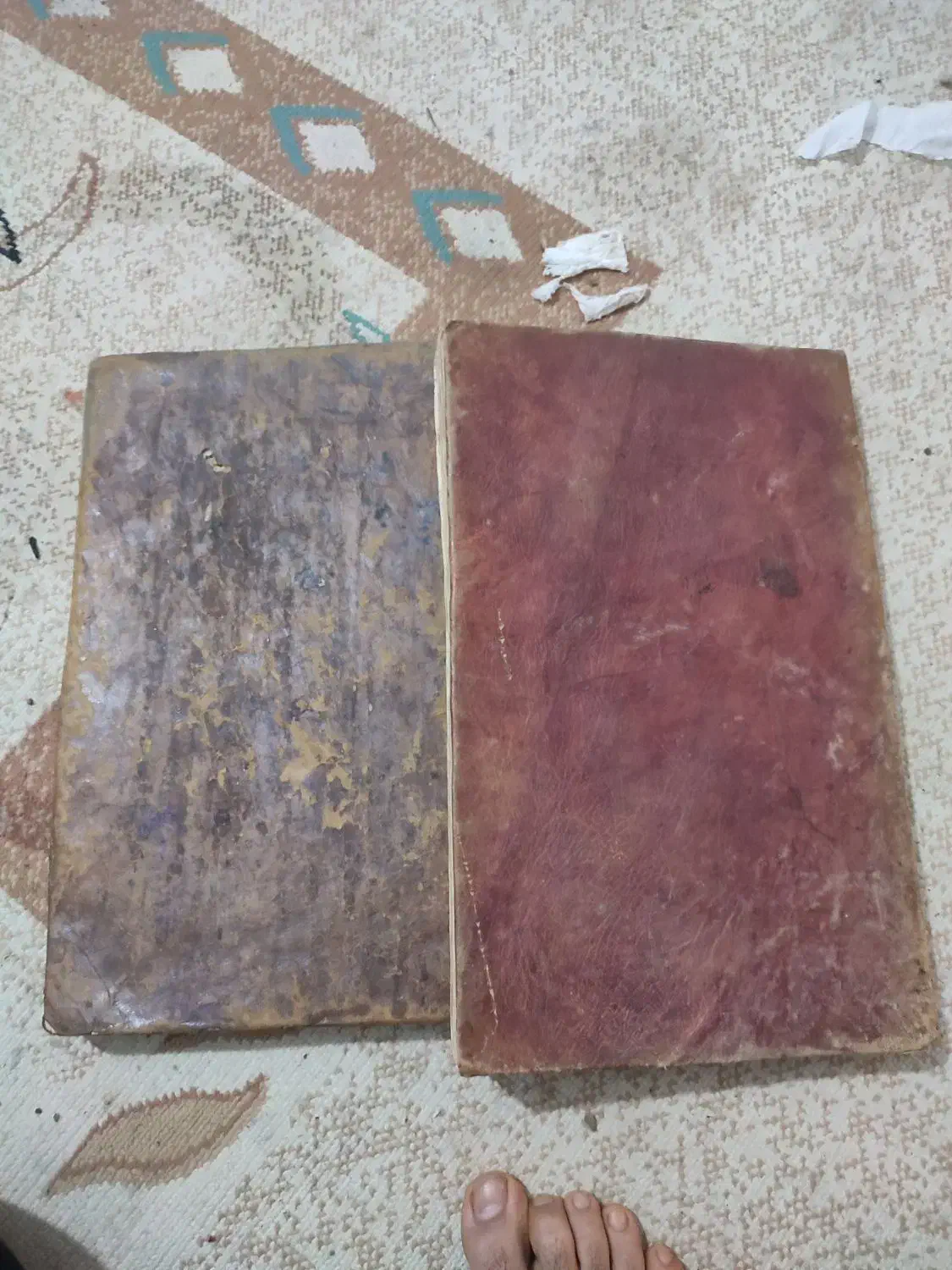 کتاب قدیمی قاجاری|کتاب و مجله تاریخی|بندر گناوه, |دیوار