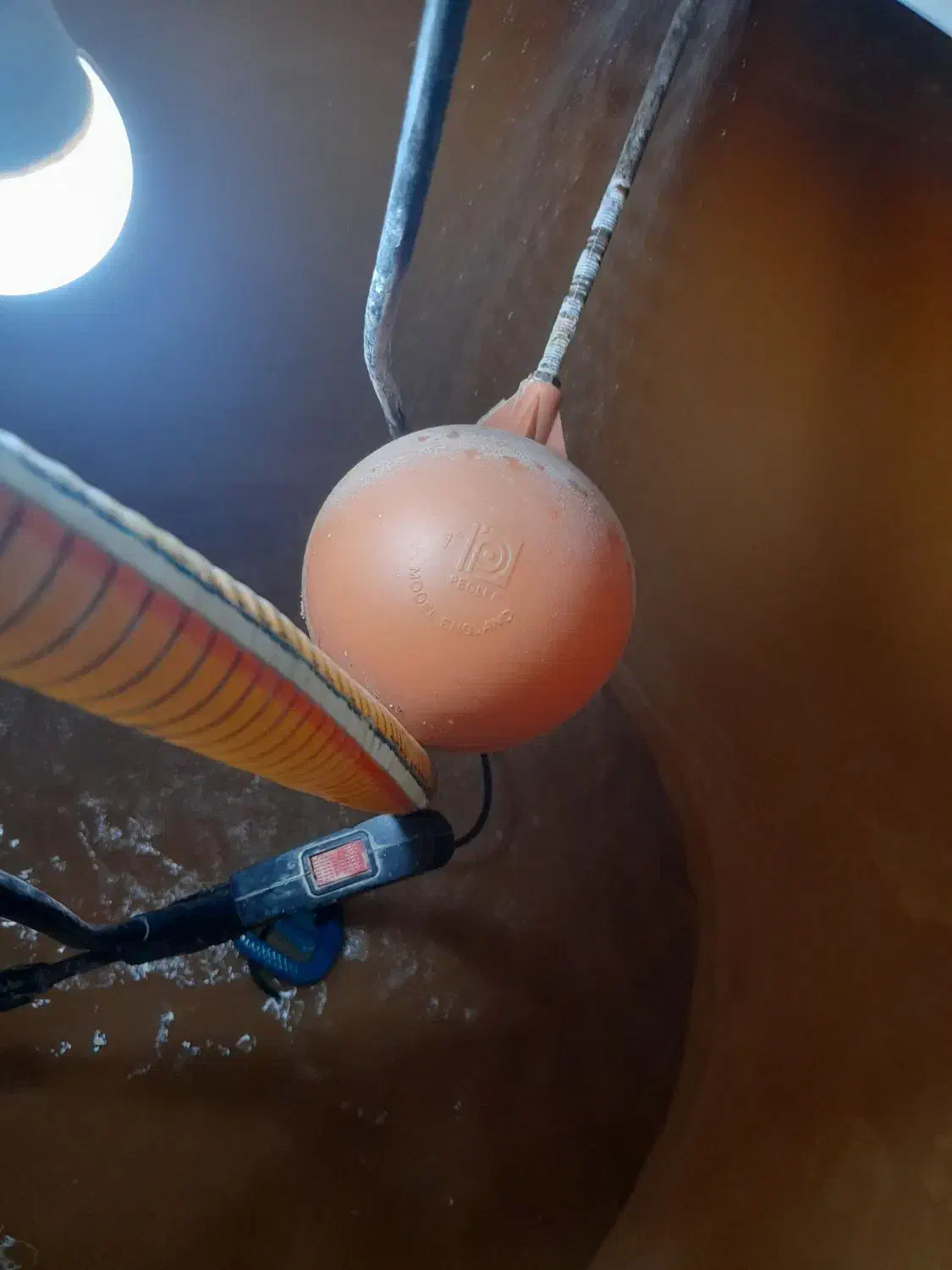 شستشوی مخزن شستن مخزن منبع تانکر لایروبی مخزن اب|خدمات نظافت|اهواز, کوروش|دیوار