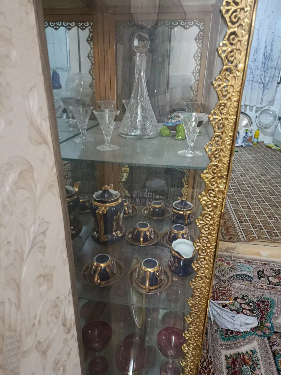 ویترین برنجی|بوفه، ویترین، کنسول|اسلامشهر, مطهری|دیوار