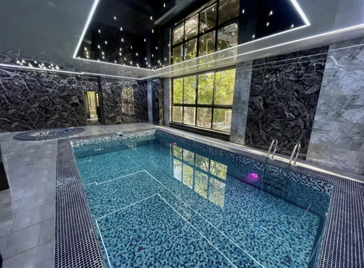 اجاره ویلا و سوئیت در باغ بهادران باغبادران|اجارهٔ کوتاه‌مدت ویلا و باغ|باغ بهادران, |دیوار