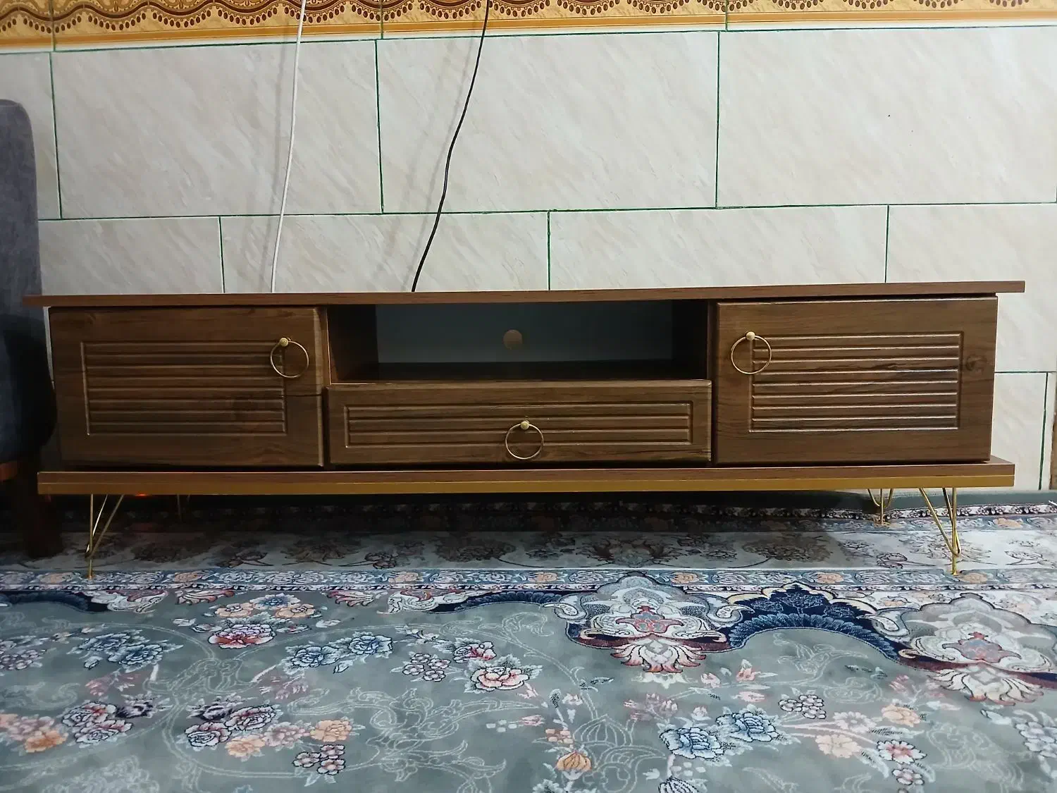 میز تی وی|میز تلویزیون|نگار, |دیوار