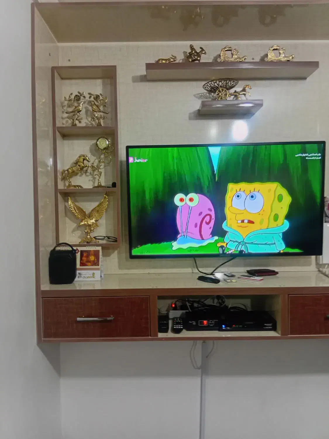 تلویزیون ۴۳اینچ سونیا|تلویزیون و پروژکتور|ملکان, |دیوار