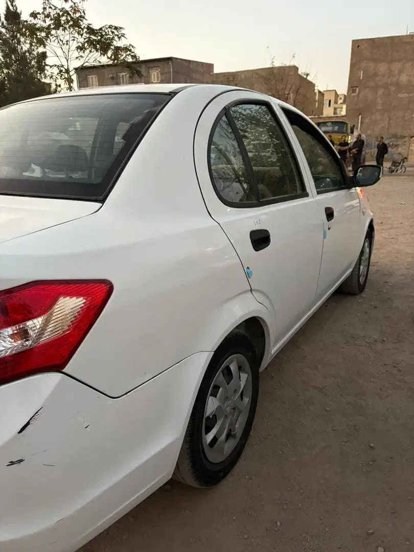 ساینا سفید|خودرو سواری و وانت|اشتهارد, |دیوار