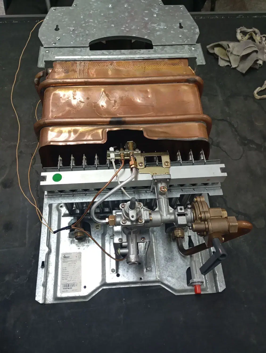 تعمیرات تخصصی انواع پکیج و آبگرمکن|خدمات پیشه و مهارت|نسیمشهر, |دیوار