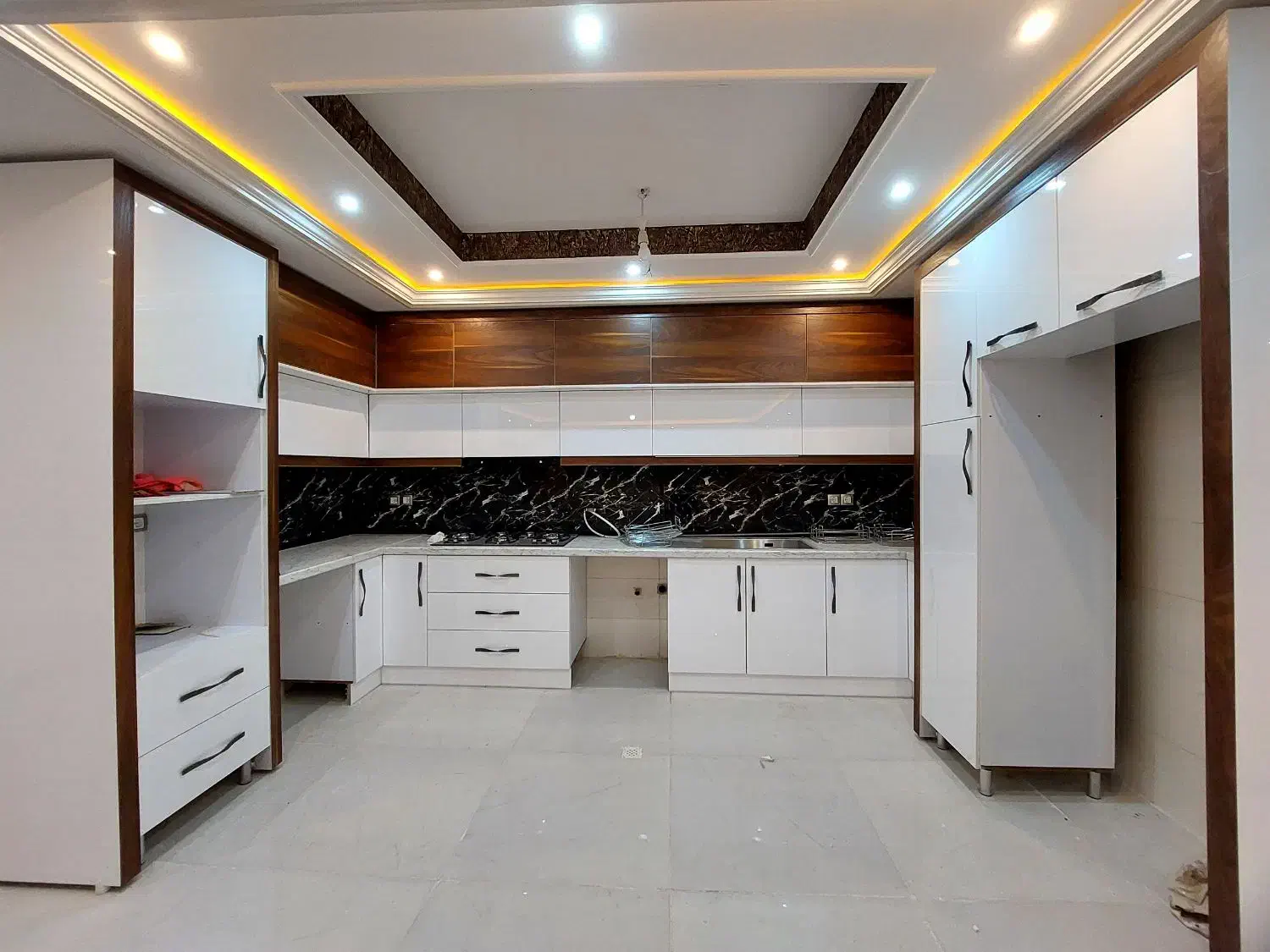 اجاره آپارتمان ۱۲۵ متری ۲ خوابه در سعدی جنوبی|اجارهٔ آپارتمان|شاهین‌شهر, سعدی جنوبی|دیوار