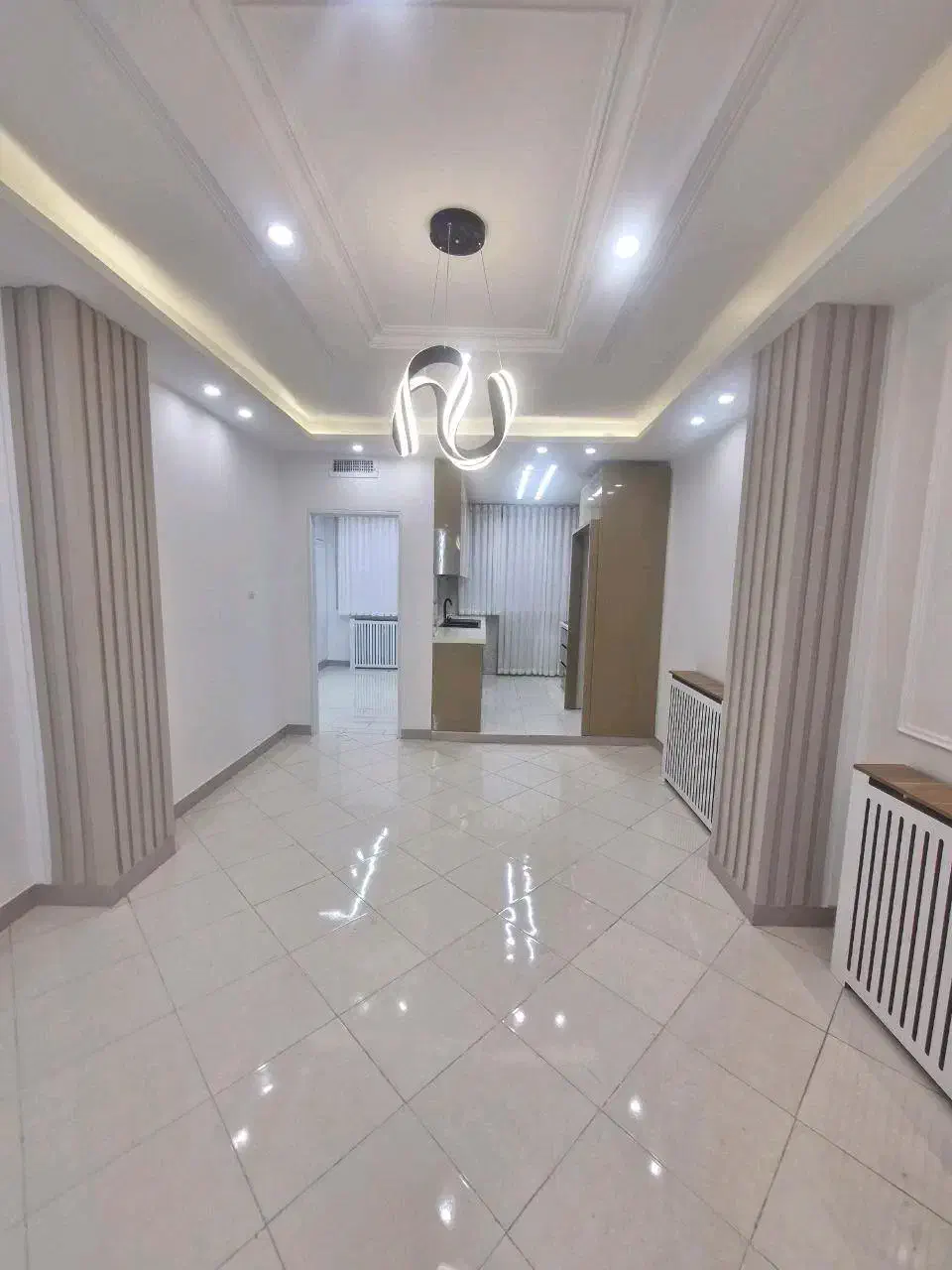 تلفیقی از مدرن بودن و سادگی در عین حال زیبا|فروش آپارتمان|اندیشه, اندیشه فاز ۱|دیوار