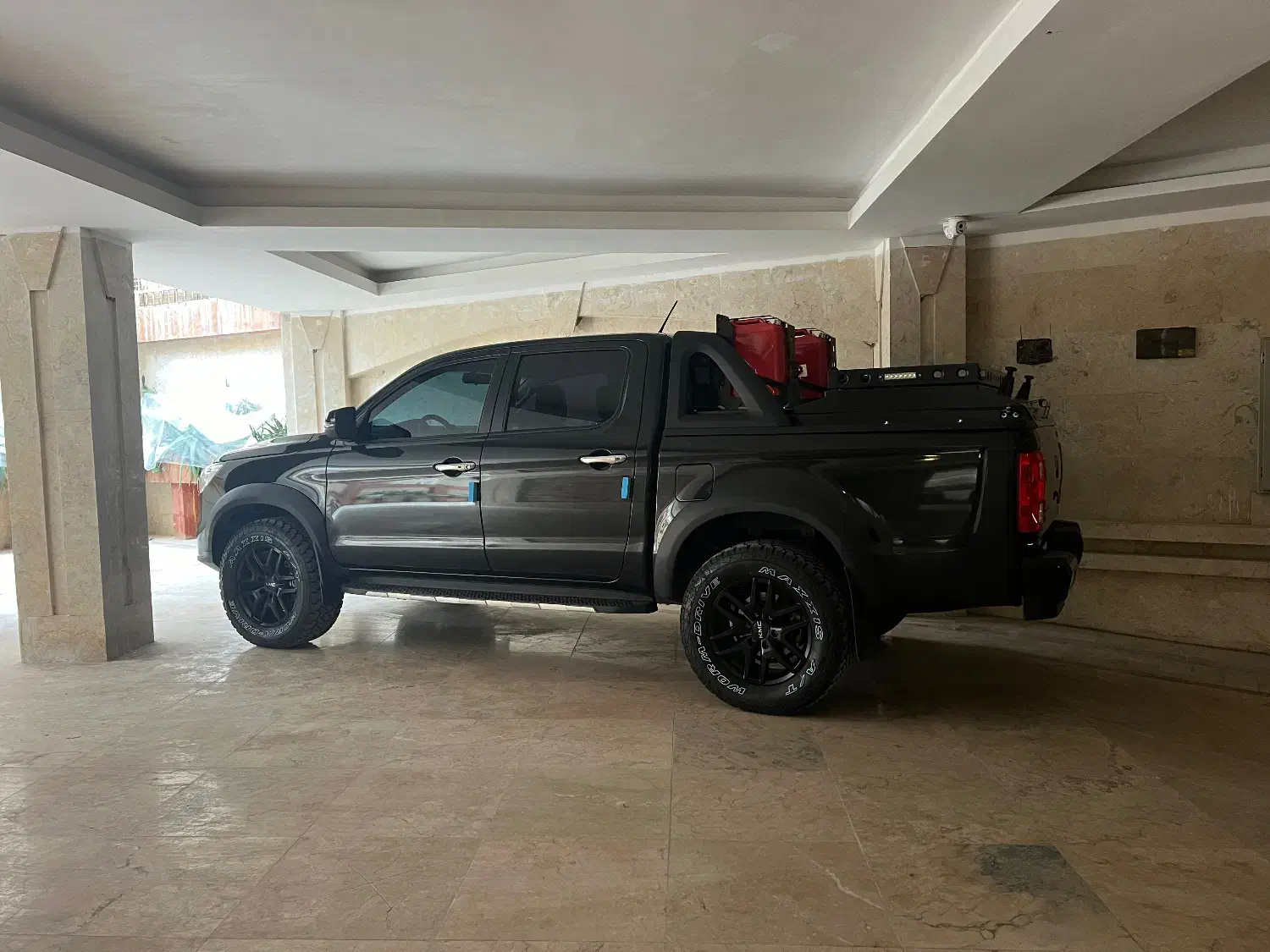 کی ام سی تی ۸ مدل ۴۰۲|خودرو سواری و وانت|گرگان, |دیوار